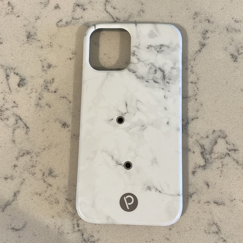 2 Loopy cases for iPhone 12 Pro - Picture 2 of 3